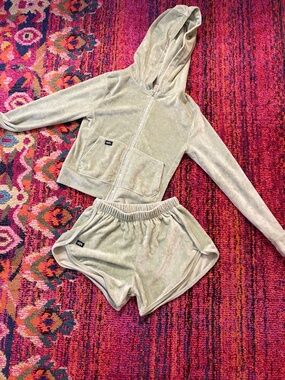 Tiger Friday set (hoodie + shorts)